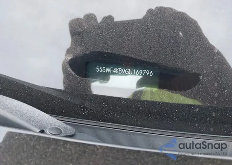 2016 Mercedes-Benz C 300 4Matic из США, поврежденный, VIN 55SWF4KB9GU169796